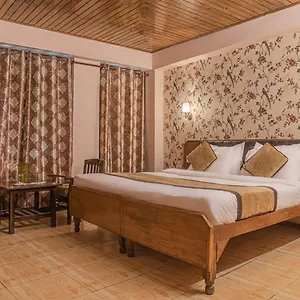 3* Hotel Atithi Mall Road