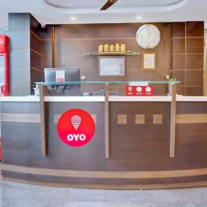 ** Hotel Oyo 11724 Chitra Residency India